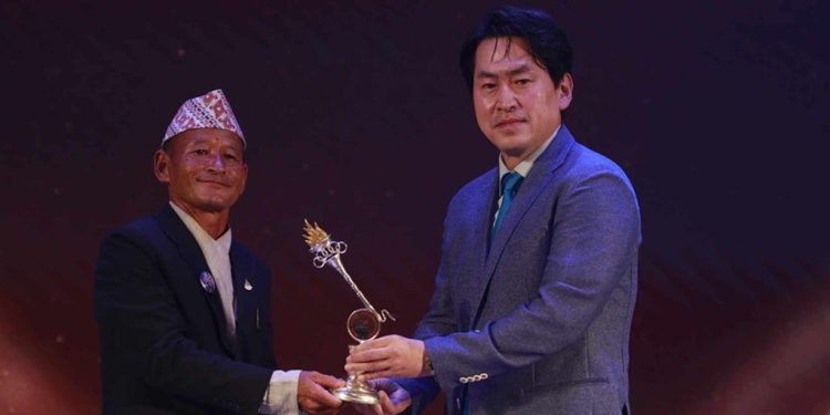 भलिबलका कुमार राईलाई स्पेशल अवार्ड